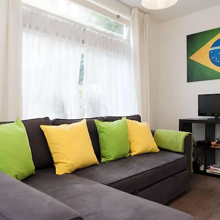 Bos En Lommer - Erasmus Park Area Aparthotel 4*