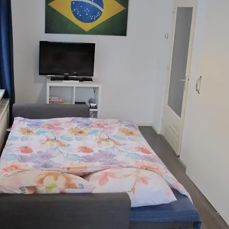Bos En Lommer - Erasmus Park Area Hotel apartamentowy