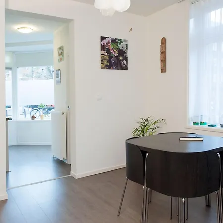 Bos En Lommer - Erasmus Park Area Hotel apartamentowy