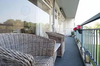 Hotel apartamentowy Bos En Lommer - Erasmus Park Area 3*