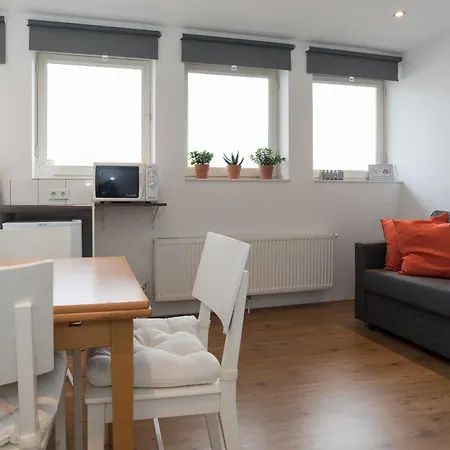 Bos En Lommer - Erasmus Park Area Hotel apartamentowy